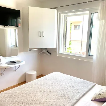 Apartment Nikola Stipisic Hvar Town