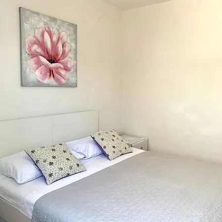 Nikola Stipisic Hvar Town